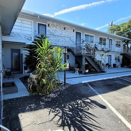 Beachway Inn Lantana Exterior foto